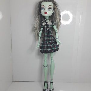 Monster High - Frankie Stein- Frightfully Tall Ghouls - 18" Doll 2014 - As Is